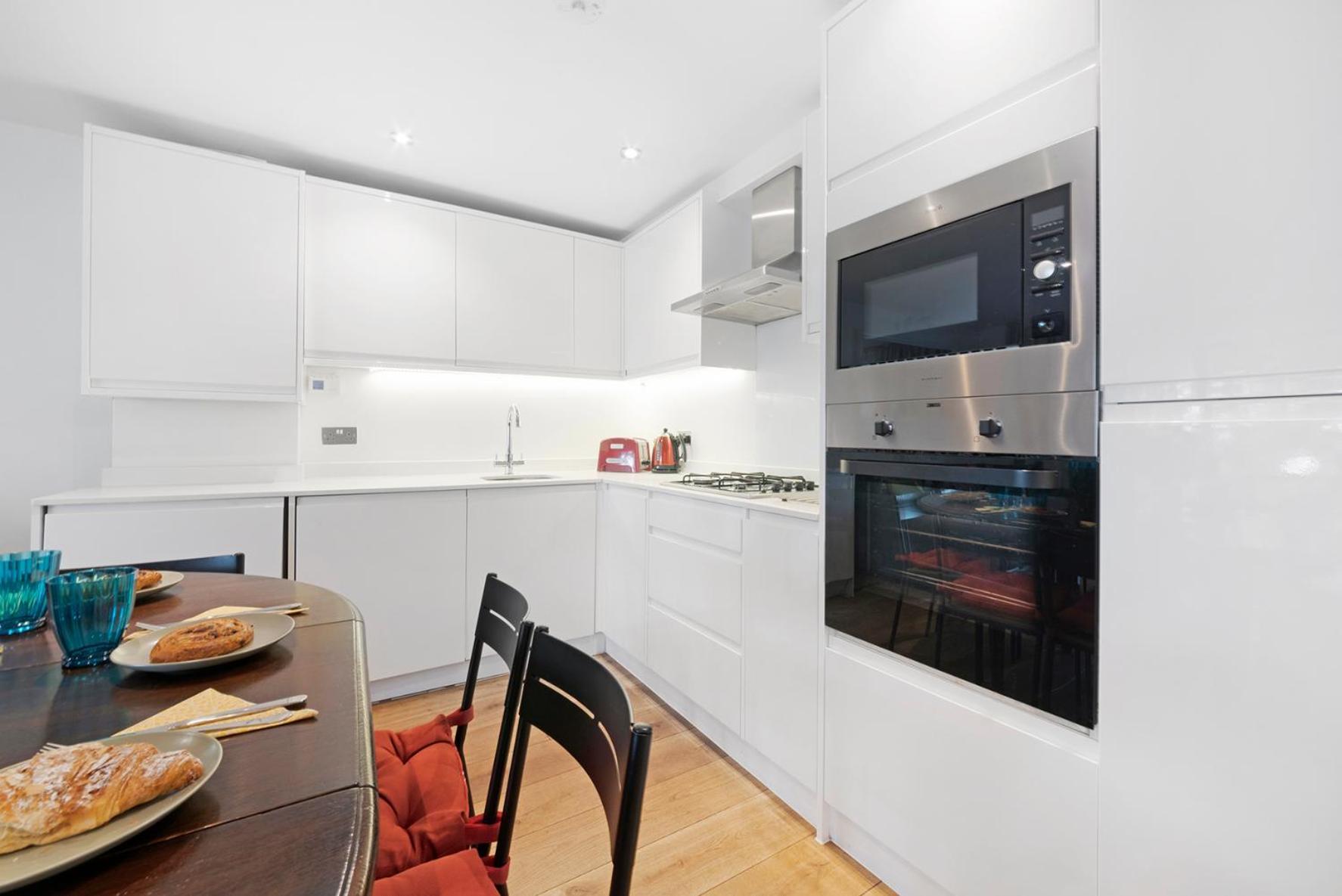 Hermitage Road Apartment By Morethanstays London Bagian luar foto
